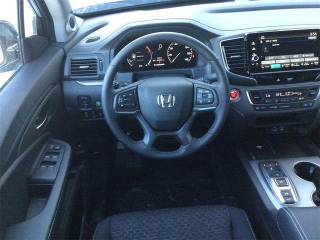 Photo of 2025 Radiant Red Metallic II Honda Ridgeline
