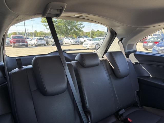 Photo of 2018 White Diamond Pearl Honda Odyssey