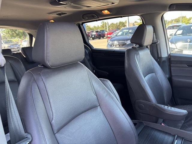 Photo of 2018 White Diamond Pearl Honda Odyssey