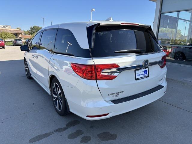 Photo of 2018 White Diamond Pearl Honda Odyssey
