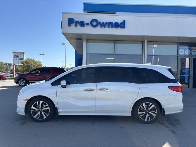 Photo of 2018 White Diamond Pearl Honda Odyssey