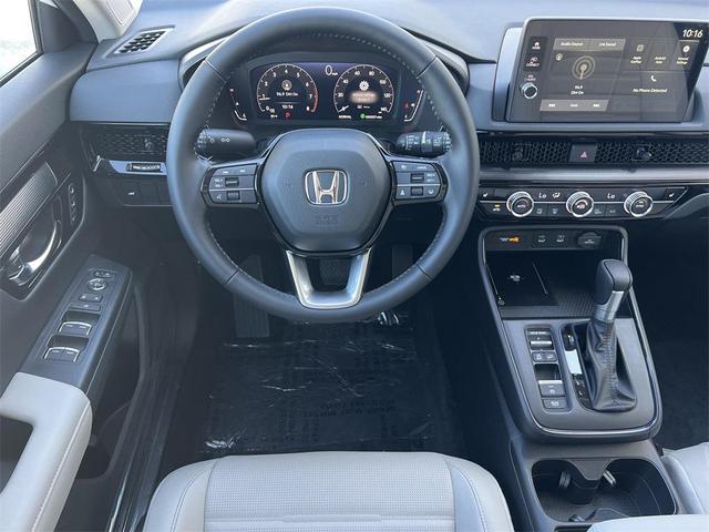 Photo of 2026 Platinum White Pearl Honda CR-V