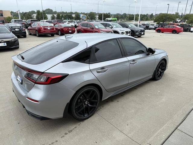 Photo of 2022 Lunar Silver Metallic Honda Civic