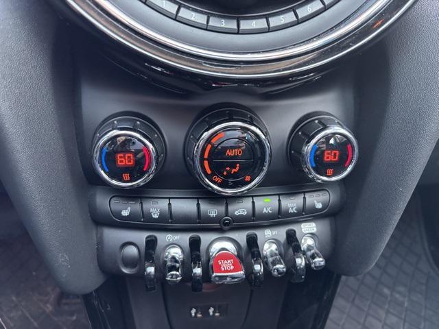Photo of 2020 Orange Metallic MINI Hardtop