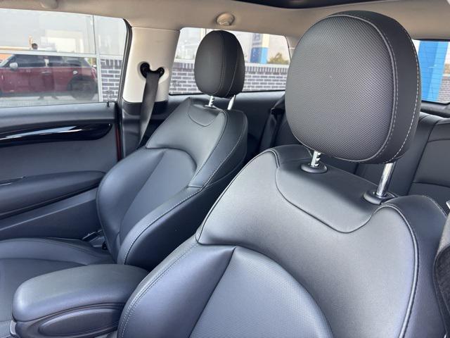 Photo of 2020 Orange Metallic MINI Hardtop
