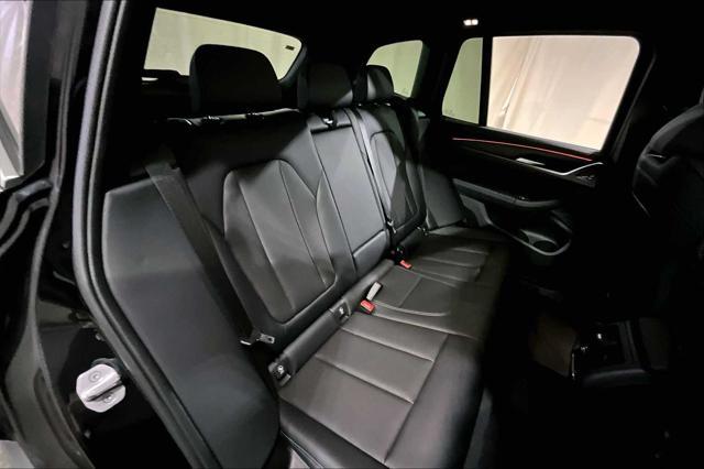 Photo of 2023 Black Sapphire Metallic BMW X3