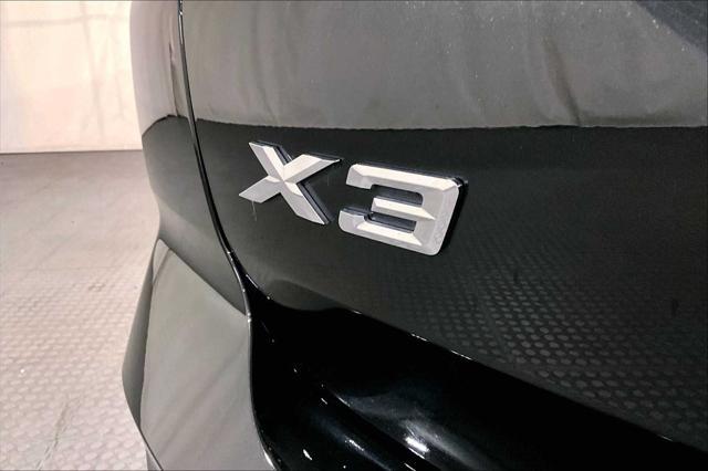 Photo of 2023 Black Sapphire Metallic BMW X3