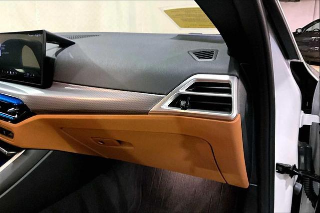 Photo of 2025 Mineral White Metallic BMW 430