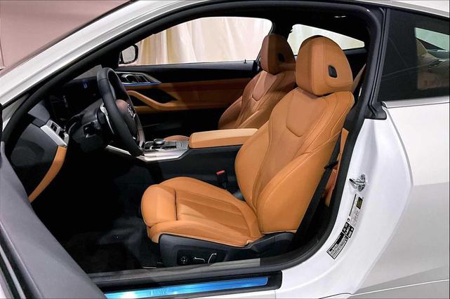 Photo of 2025 Mineral White Metallic BMW 430
