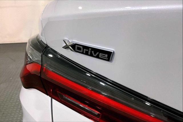 Photo of 2025 Mineral White Metallic BMW 430