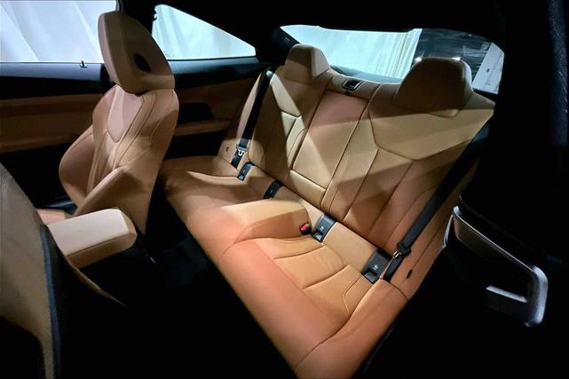 Photo of 2025 Mineral White Metallic BMW 430