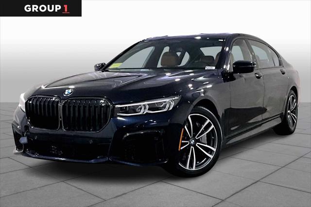 2022 BMW 750