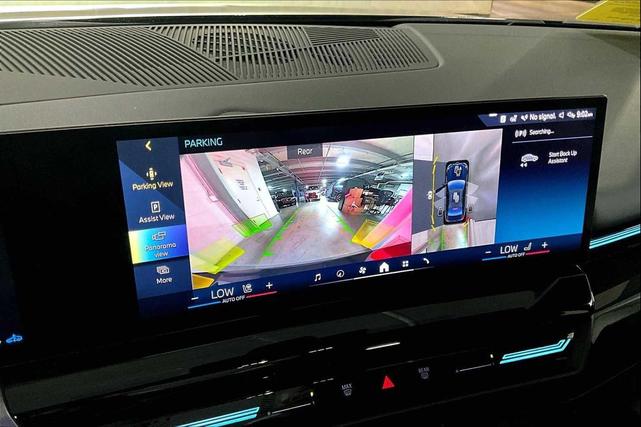 Photo of 2024 Carbon Black Metallic BMW 530