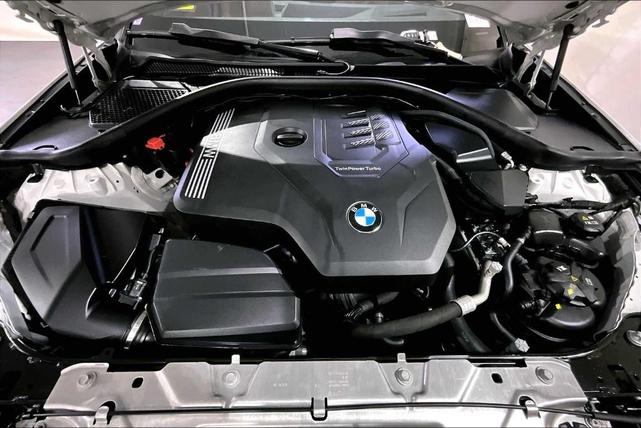 Photo of 2023 Mineral White Metallic BMW 330