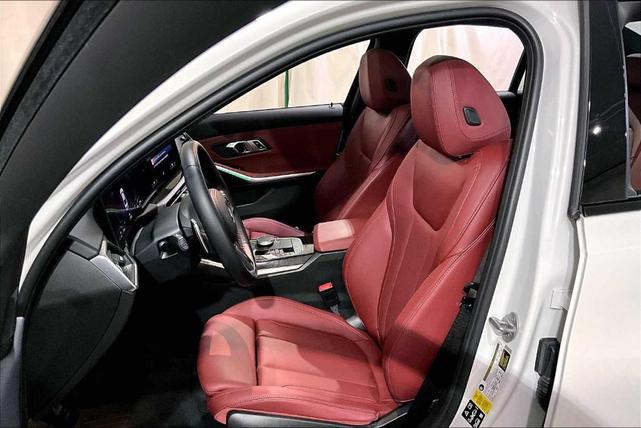 Photo of 2023 Mineral White Metallic BMW 330