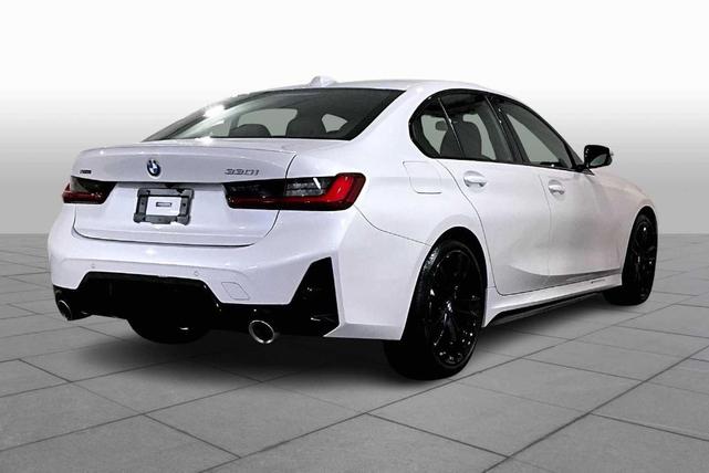 Photo of 2023 Mineral White Metallic BMW 330