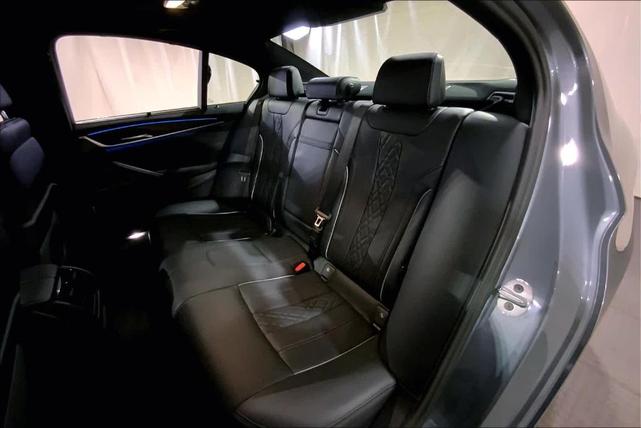 Photo of 2021 Bluestone Metallic BMW 530e