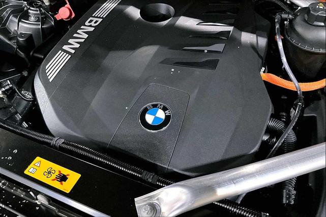 Photo of 2026 Gray BMW X5 PHEV