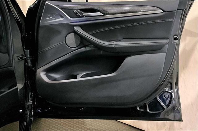 Photo of 2024 Black Sapphire Metallic BMW X3