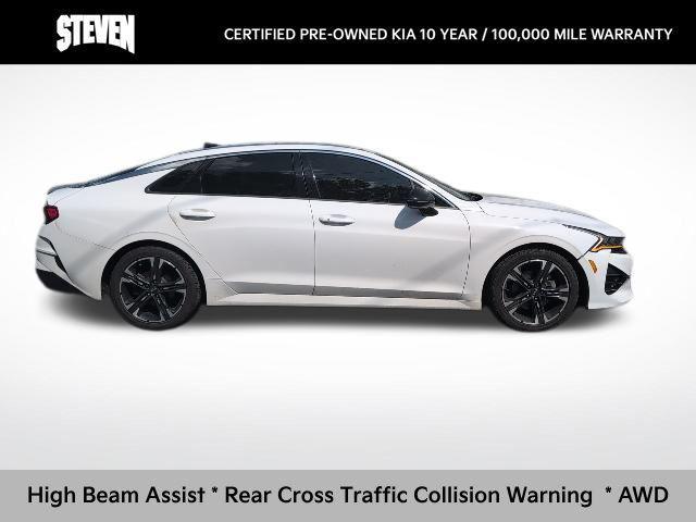 Photo of 2021 Glacial White Pearl Kia K5