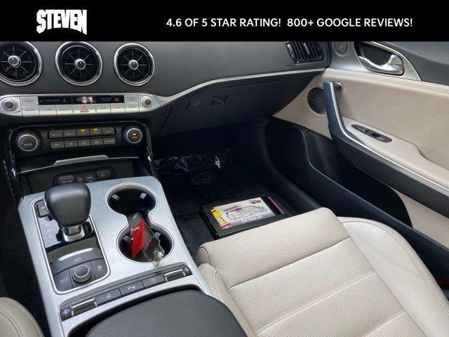 Photo of 2018 Micro Blue Kia Stinger