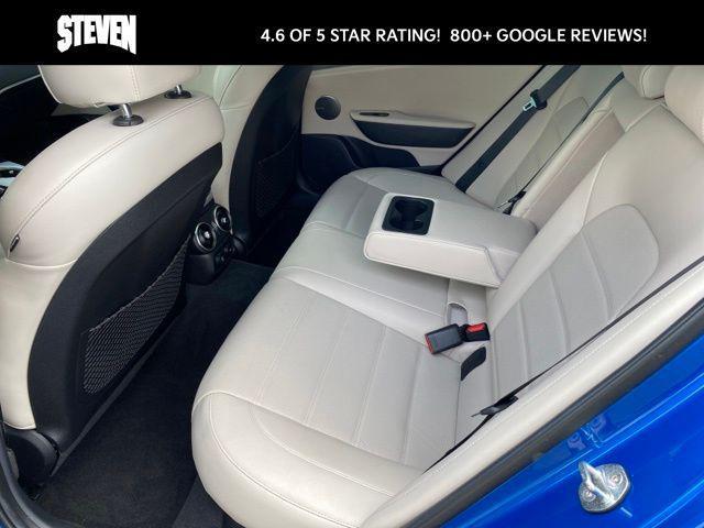 Photo of 2018 Micro Blue Kia Stinger