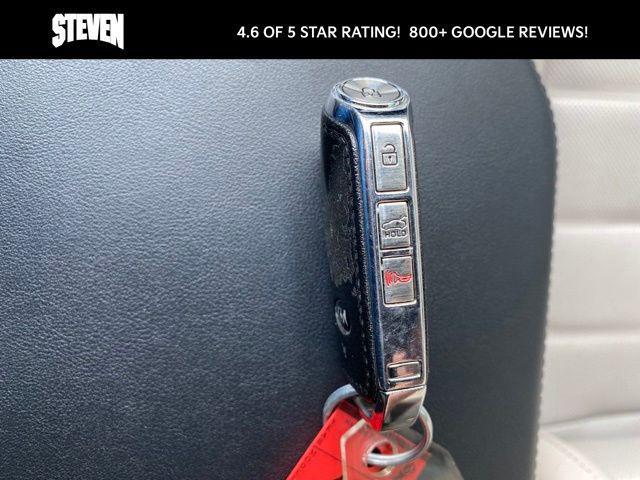 Photo of 2018 Micro Blue Kia Stinger