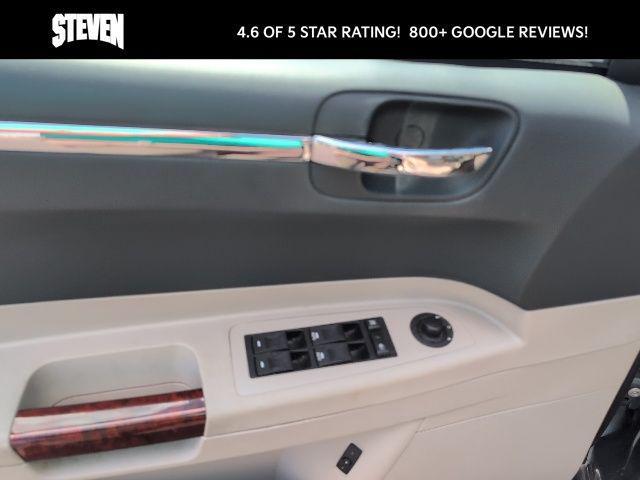 Photo of 2006 Magnesium Pearlcoat Chrysler 300C