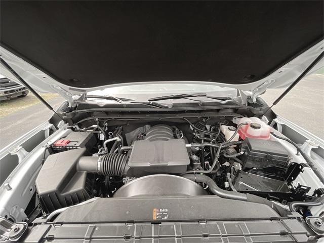 Photo of 2025 Summit White GMC Sierra 3500