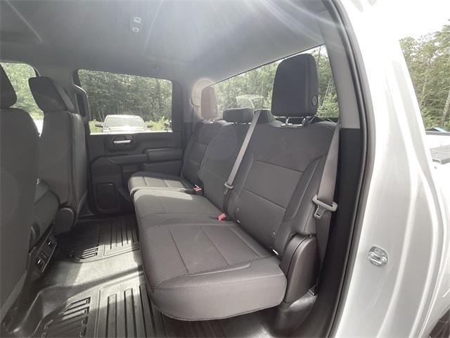 Photo of 2025 Summit White GMC Sierra 3500