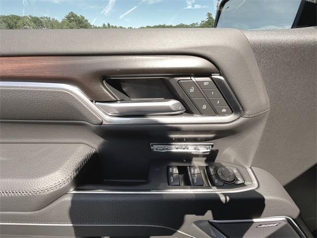 Photo of 2025 Metallic GMC Sierra 1500