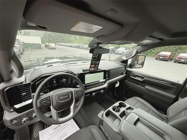 Photo of 2025 Onyx Black GMC Sierra 2500