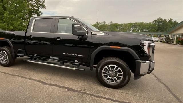 Photo of 2025 Onyx Black GMC Sierra 2500