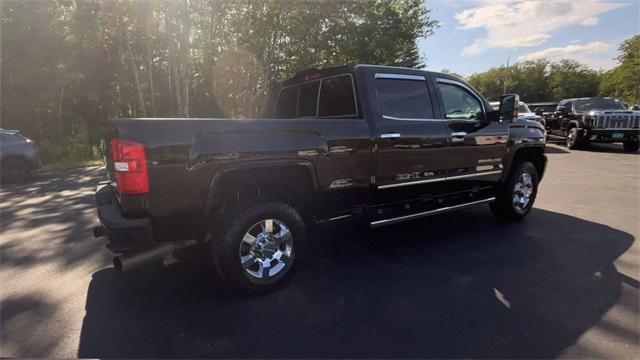 Photo of 2018 Onyx Black GMC Sierra 3500