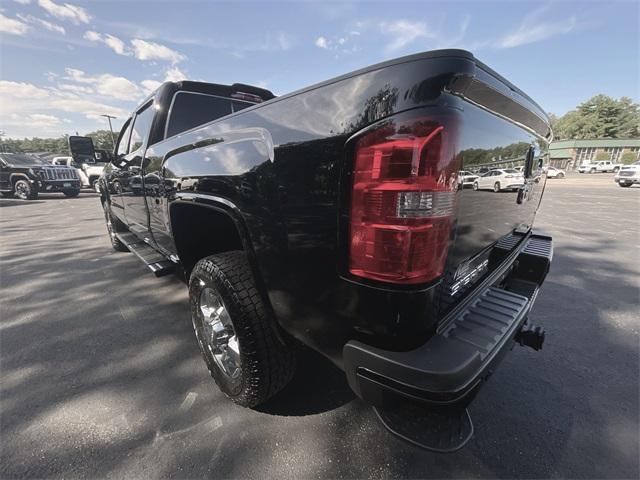 Photo of 2018 Onyx Black GMC Sierra 3500