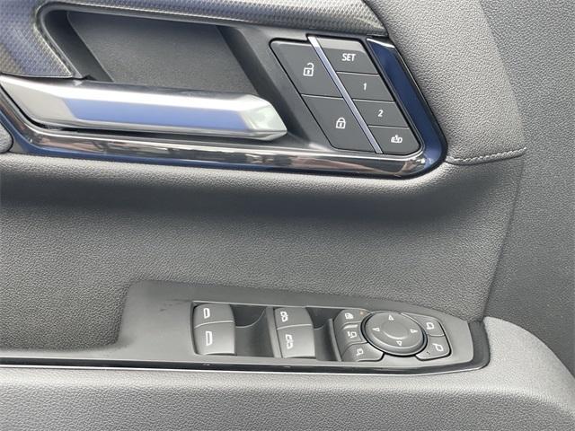 Photo of 2025 Onyx Black GMC Sierra 3500