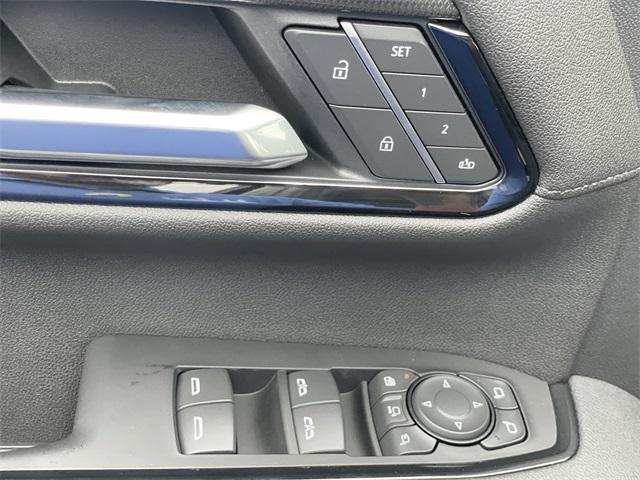 Photo of 2025 Onyx Black GMC Sierra 3500