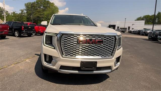 Photo of 2022 White Frost Tri-Coat GMC Yukon