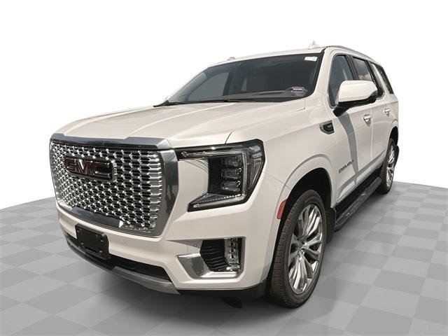 Photo of 2022 White Frost Tri-Coat GMC Yukon