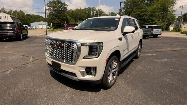 Photo of 2022 White Frost Tri-Coat GMC Yukon