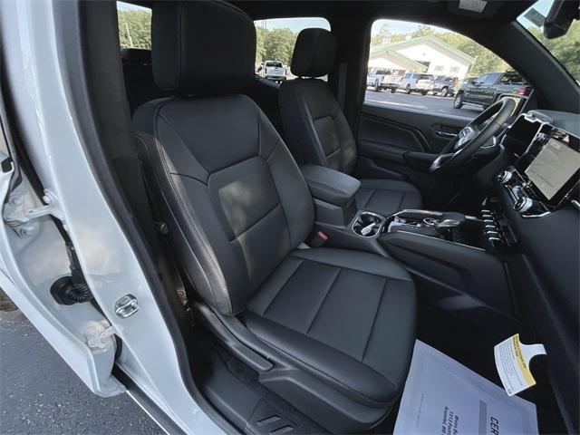 Photo of 2026 Summit White GMC Canyon