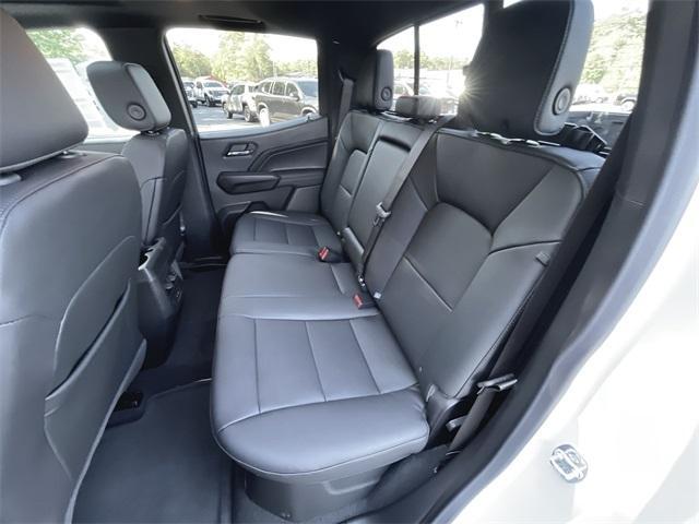 Photo of 2026 Summit White GMC Canyon