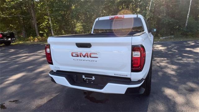 Photo of 2026 Summit White GMC Canyon