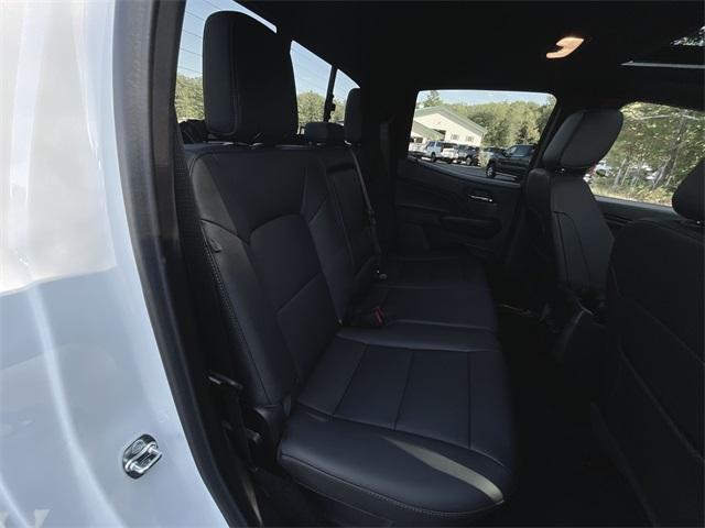 Photo of 2026 Summit White GMC Canyon