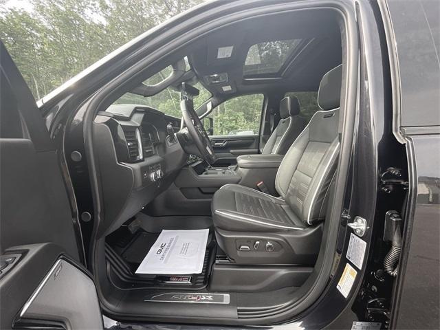 Photo of 2025 Titanium Rush Metallic GMC Sierra 2500