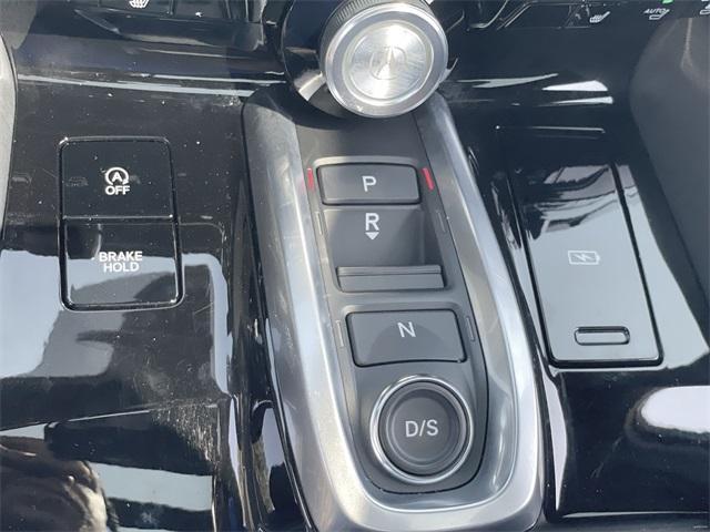 Photo of 2023 Platinum White Pearl Acura MDX