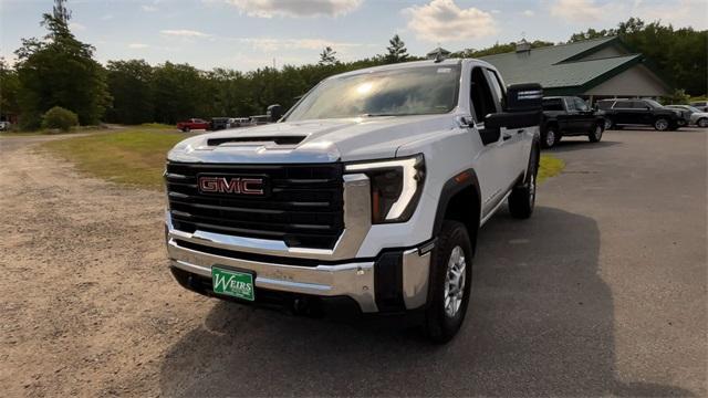 Photo of 2025 Summit White GMC Sierra 2500