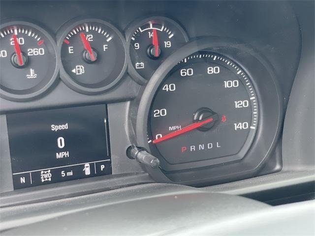 Photo of 2025 Summit White GMC Sierra 2500