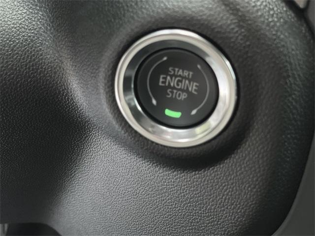 Photo of 2025 Summit White GMC Sierra 2500