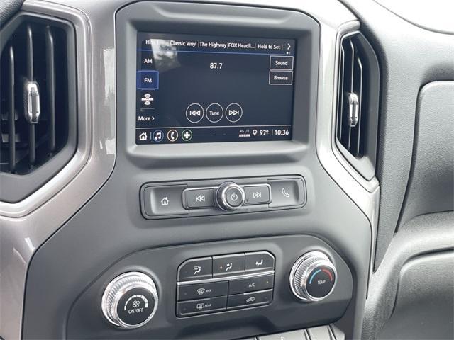 Photo of 2025 Summit White GMC Sierra 2500
